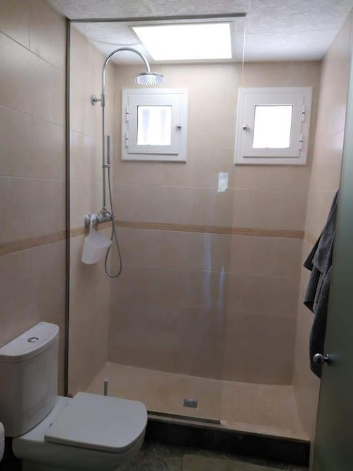 Villa Flamante Tarragona Bagian luar foto