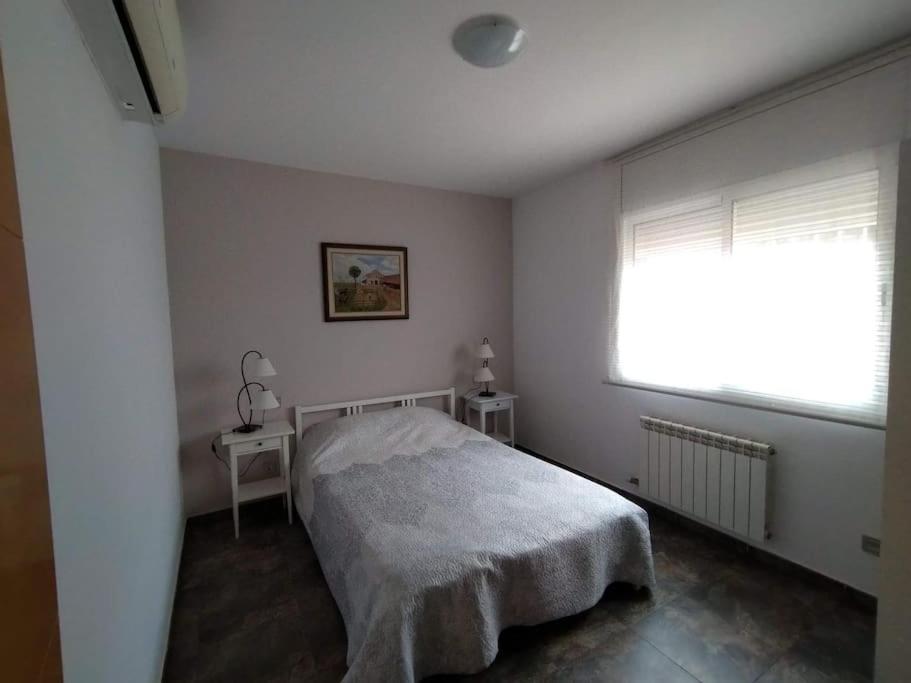 Villa Flamante Tarragona Bagian luar foto